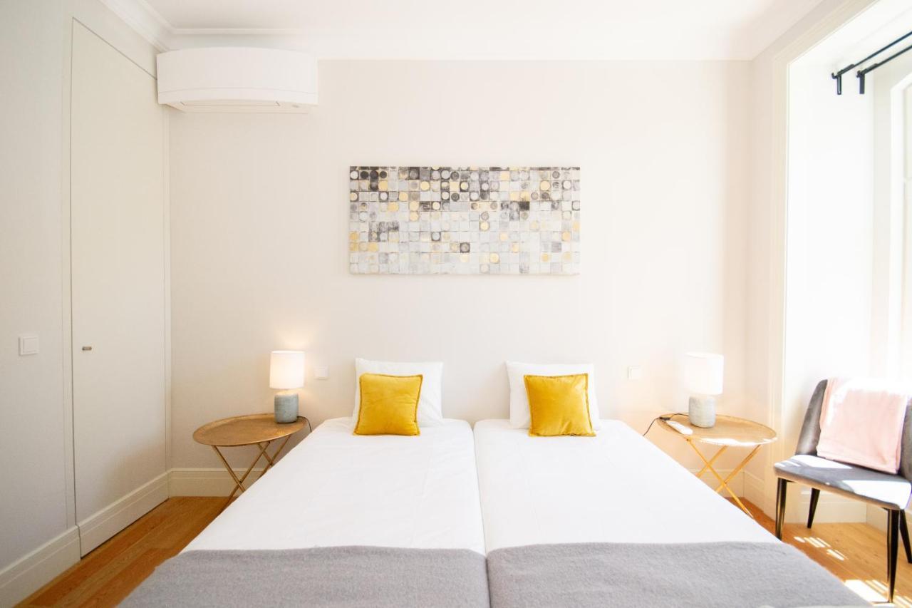Cosy Marques De Pombal Apartment Lisbon Luaran gambar