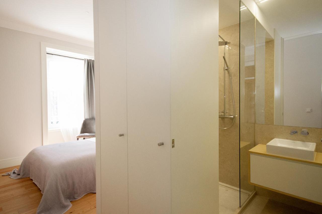 Cosy Marques De Pombal Apartment Lisbon Luaran gambar
