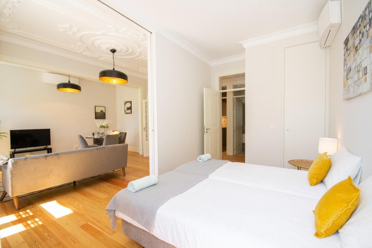 Cosy Marques De Pombal Apartment Lisbon Luaran gambar