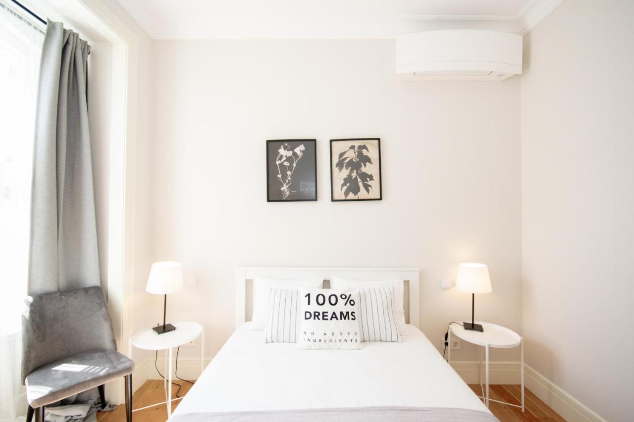 Cosy Marques De Pombal Apartment Lisbon Luaran gambar